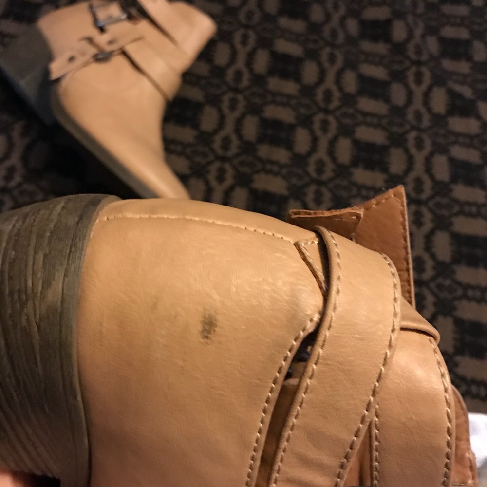 Booties - Picture 5 of 7